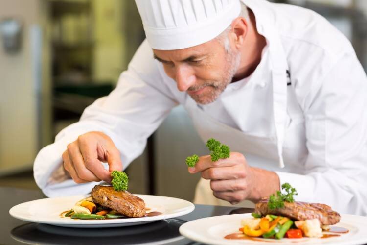 بهترین منابع برای یادگیری تکنیک‌های مدرن و مولکولی در آشپزی